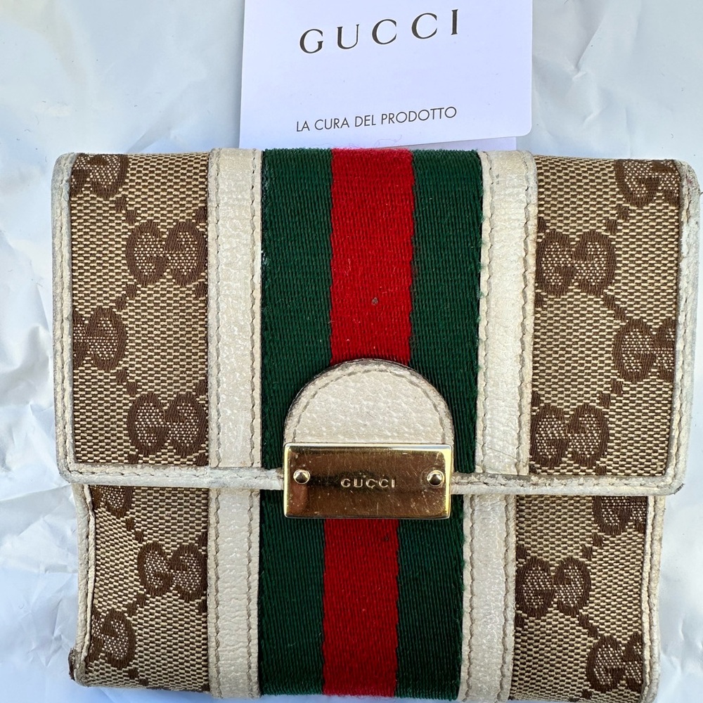 Gucci Brown and Green Women's Trifold Wallet.